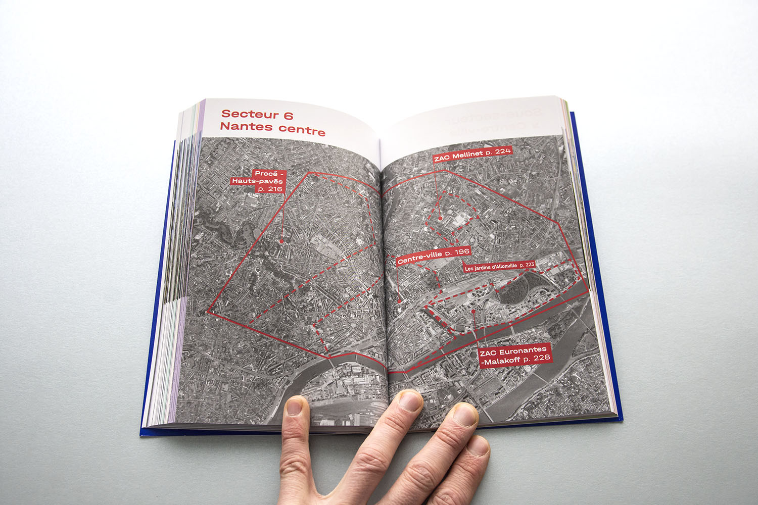 sommaire content magazine editorial design